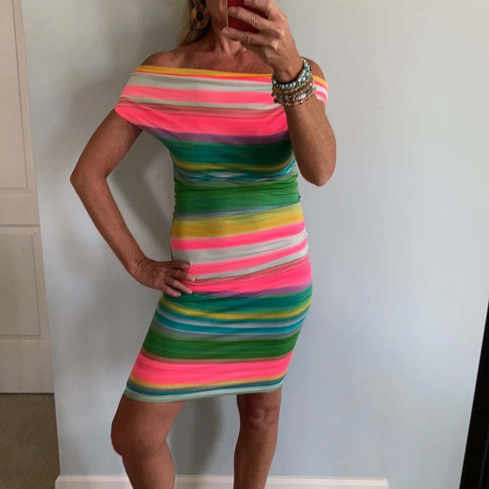 Striped, Draped Neck Fitted Dress - Picture 6 of 16